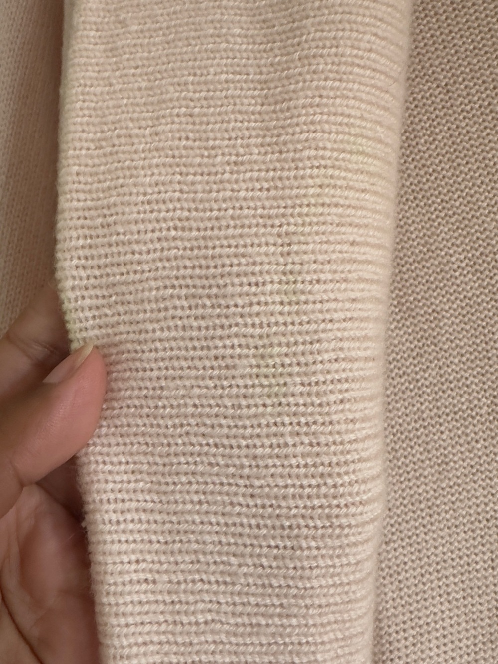 Holt Renfrew Vintage 100% Cashmere Robe in Soft Pink - Picture 10 of 15